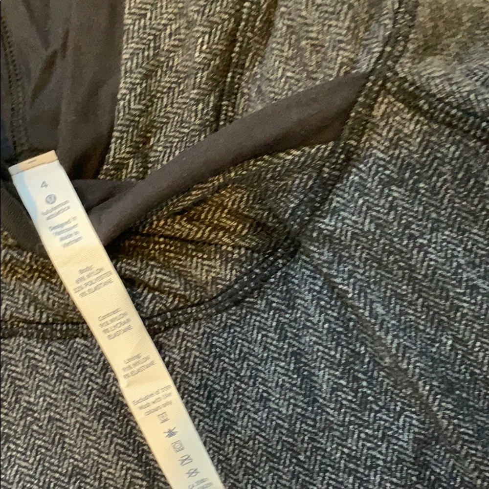 Pullover - Picture 2 of 3